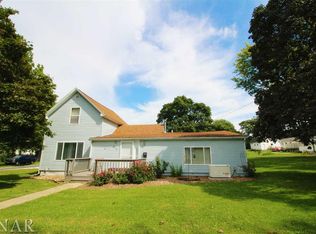 313 N Main St, Saybrook, IL 61770