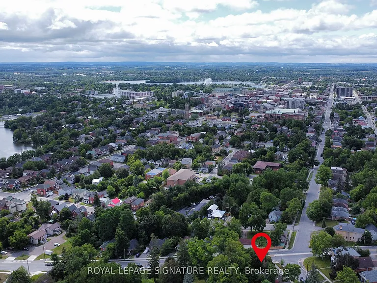688 Aylmer St N — Photo 27