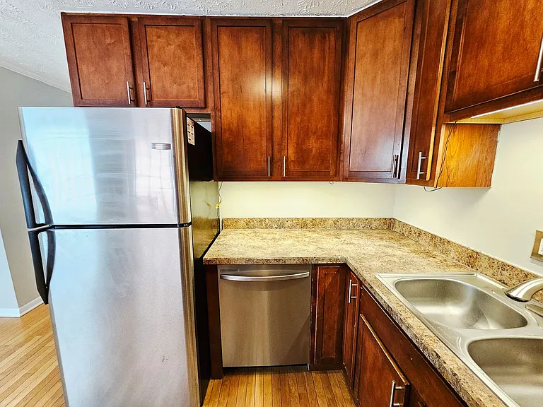 3054 Dorris Ave — Photo 8