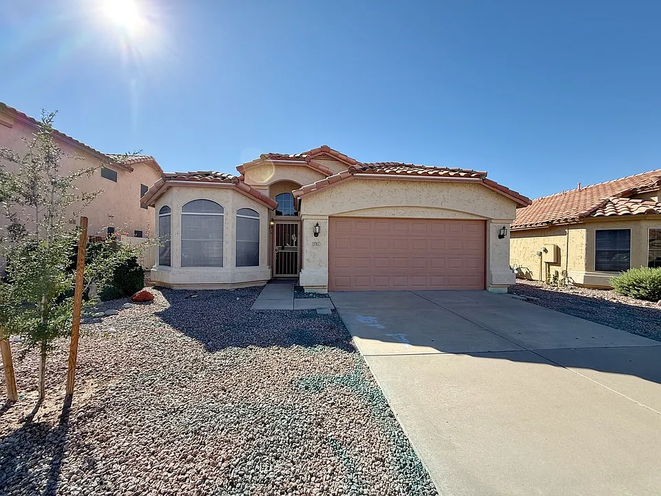 9765 W Yukon Dr