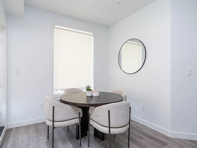 10125 114th St NW — Photo 4