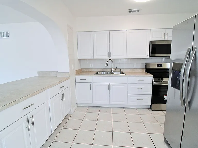3403 W Saint Louis St — Photo 3