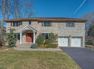 4 Gilbert Pl, Millburn, NJ 07041