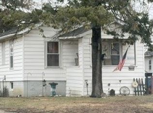 716 W Main St, Hoopeston, IL 60942