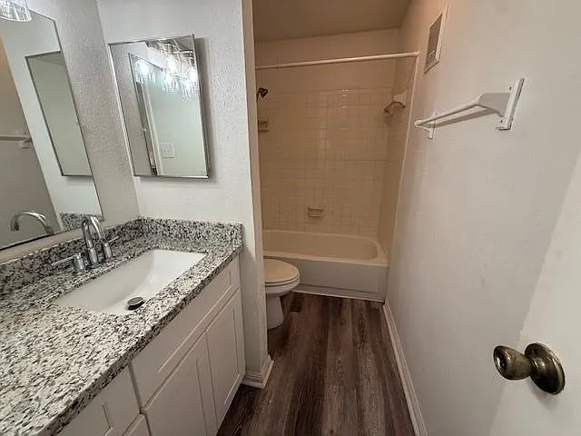 7200 T C Jester Blvd #1801 — Photo 2