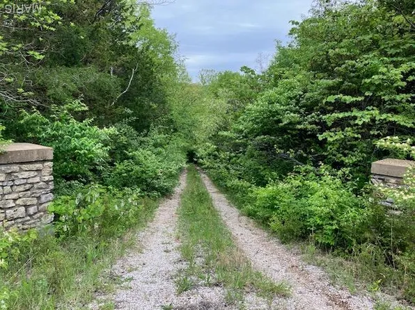 8903 State Route 30, Dittmer, MO 63023