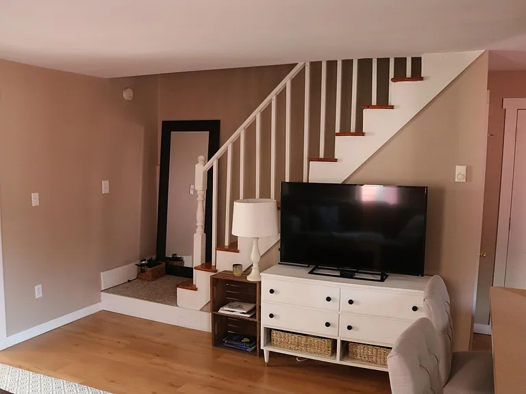 206 N 4th St — Photo 3