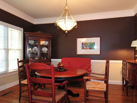 3rd image of 1345 Edmund Park Dr