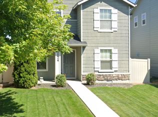 1124 W Parkstone St, Meridian, ID 83646