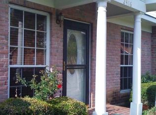 2416 Stone Hollow Dr, Brenham, TX 77833