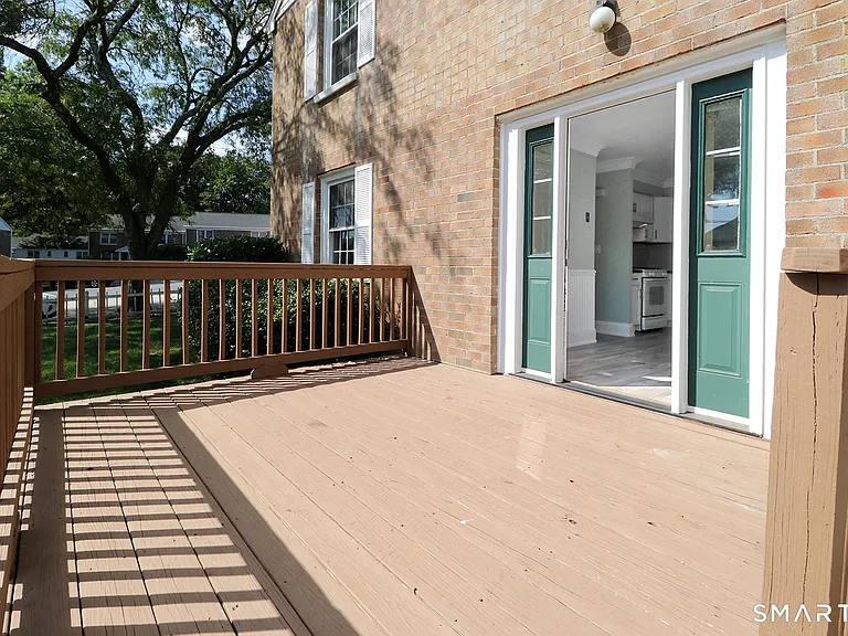 240 Sunnyridge Ave #121 — Photo 12