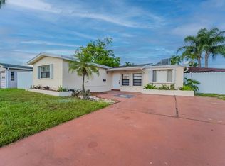 6660 Allen St, Hollywood, FL 33024