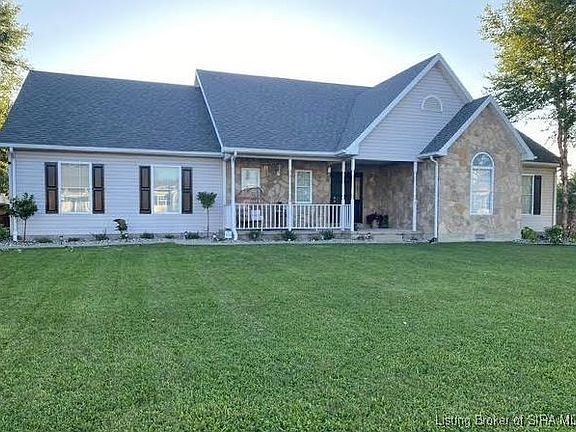 2nd image of 980 S Goldenrod Lane