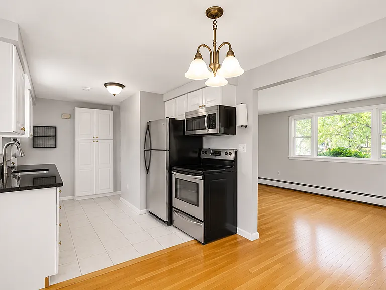 14 Bradford Rd #14 — Photo 8