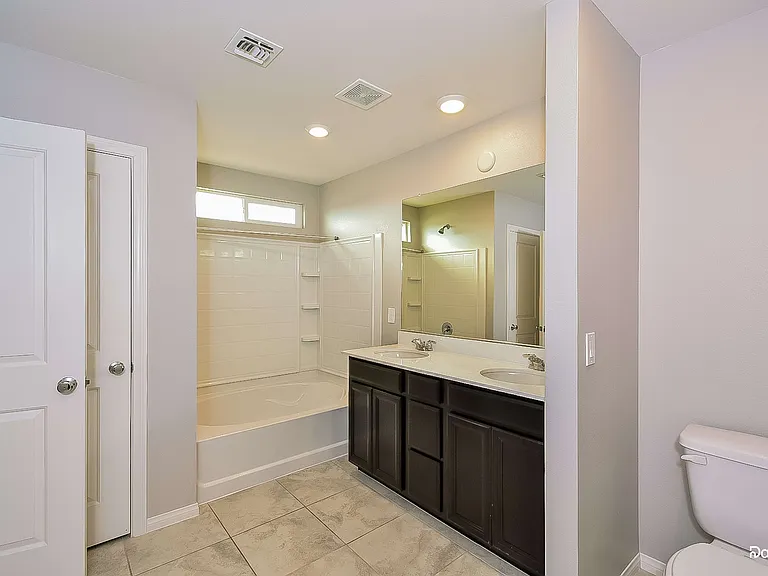 1630 Crisp Pear Ct — Photo 7