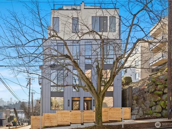 955 N 35th Street, Seattle, WA 98103