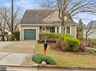 12222 Dapple Gray Ct, Woodbridge, VA 22192