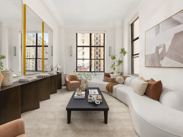 49 East 96th Street image 2 of 14