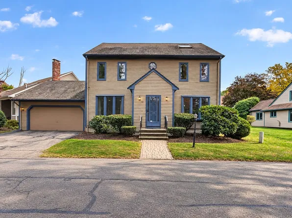 10 Copperwood Dr Unit 10, Stoughton, MA 02072