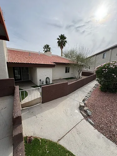 1993 Mesquite Ave Photo 1