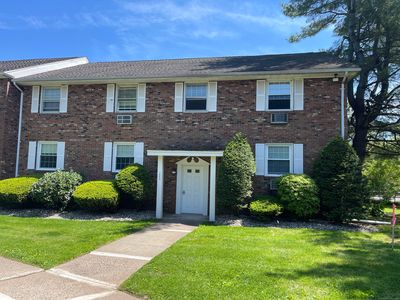 1463 Willard Avenue APT A, Newington, CT, 06111