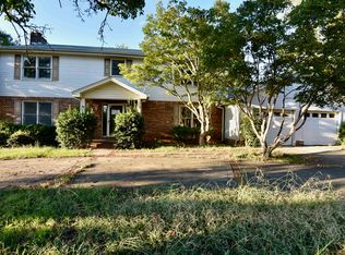 2301 Marietta Ave, Muscle Shoals, AL 35661