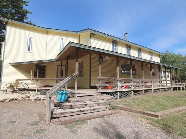 496 NW Prairie Creek Rd, Benton, KS 67017