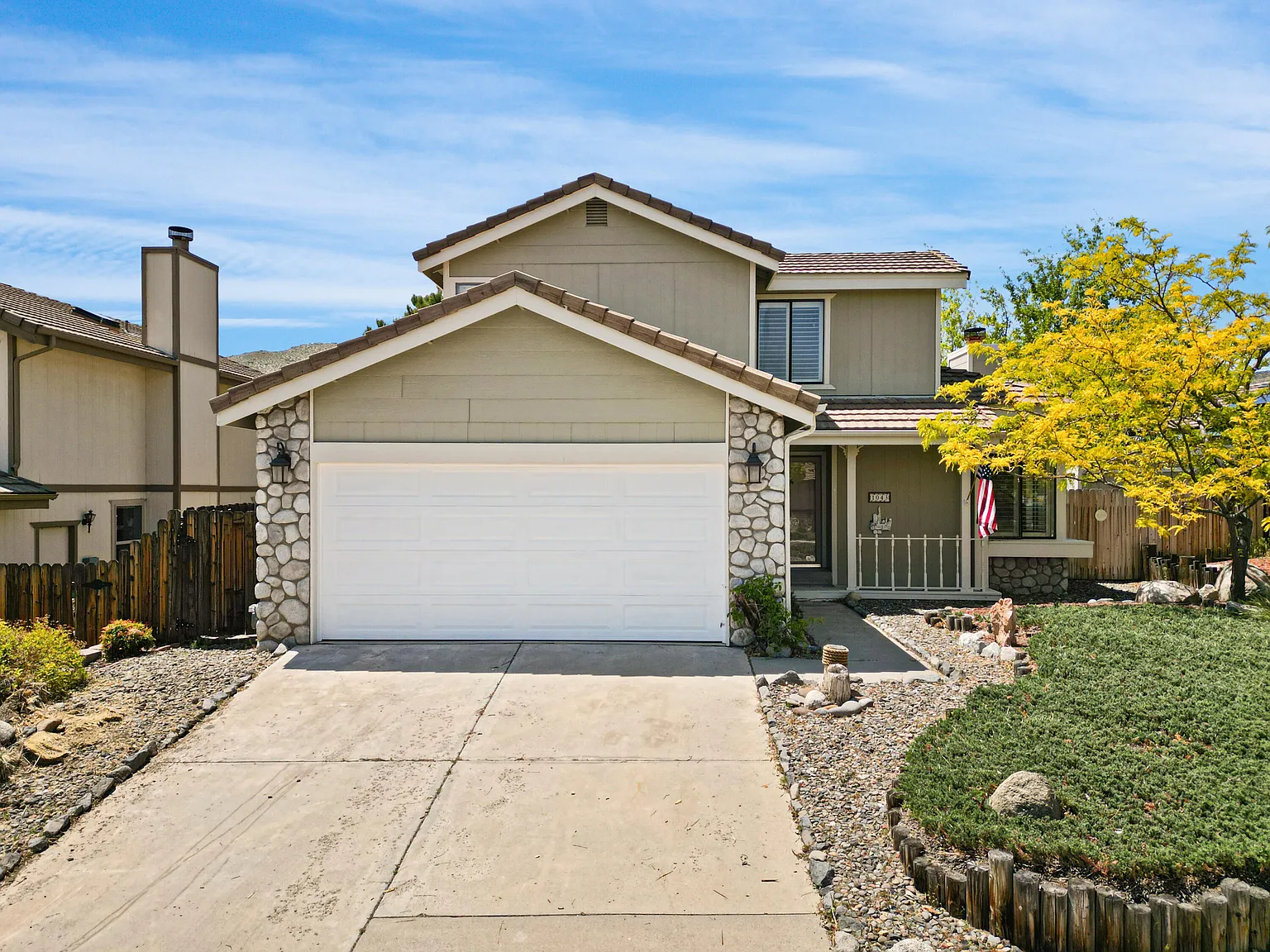 1043 Shenandoah Dr photo 1