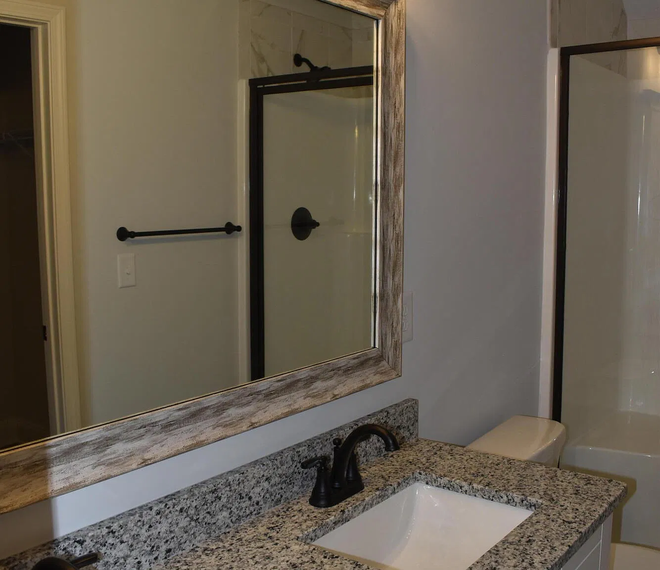 3 bed, 3.0 bath, 1341 sqft, $1,795 — Photo 3