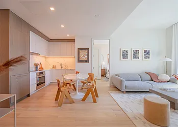 Sold by Lin Pan Realty Group LLC