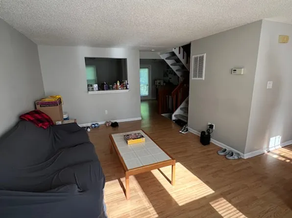 1711 Kayla Ct, Raleigh, NC 27606