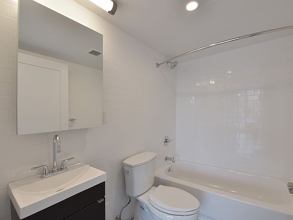 3rd image of 51-35 Reeder St #608