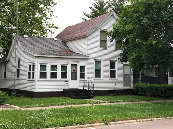 14 S Jones Ave, Amboy, IL 61310