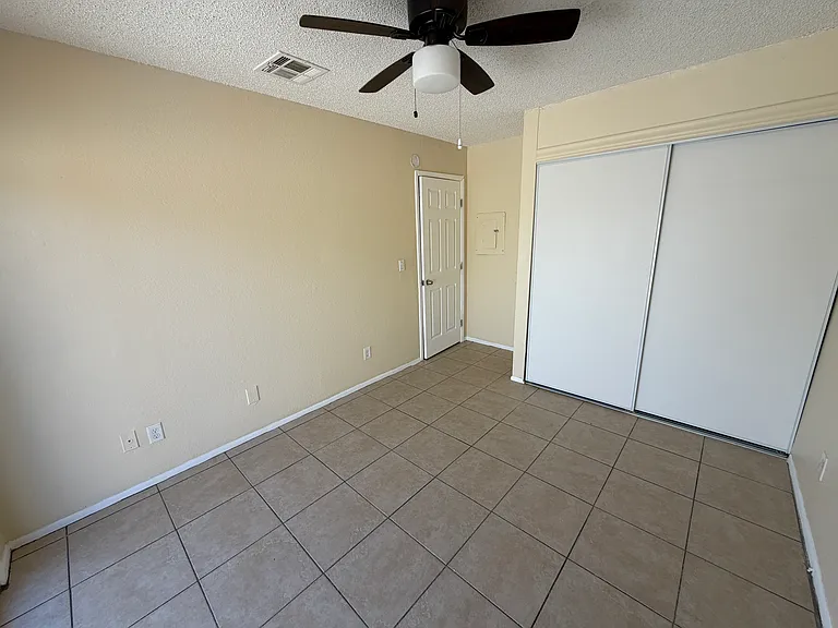 1757 E Harvard St #3 — Photo 9