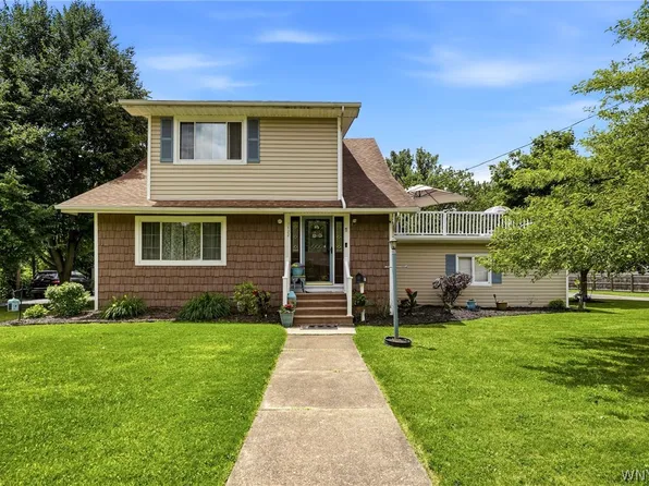 1422 Payne Ave, North Tonawanda, NY 14120