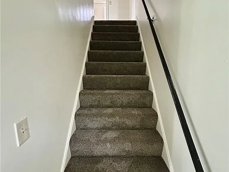 34 Latona Ct #1 — Photo 8