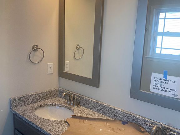4th image of 544 Timberwood Dr