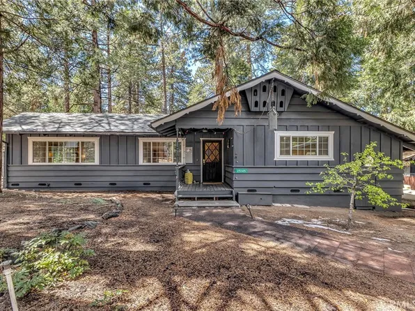 25145 Marion Ridge Dr, Idyllwild, CA 92549
