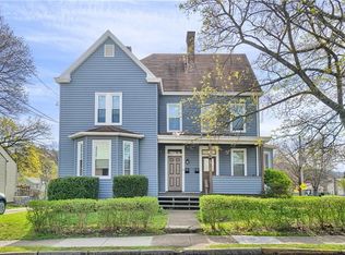 24 Mainsgate St, Pittsburgh, PA 15205