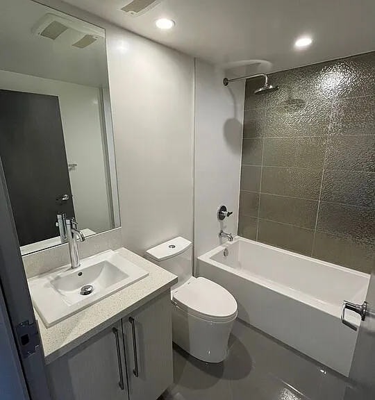 1301 S Westgate Ave #402 — Photo 8