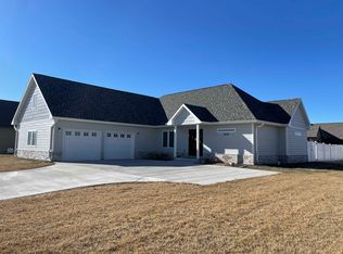 104 S Bare Ave, North Platte, NE 69101