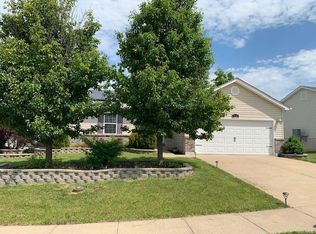 118 Chestnut Ridge Dr, Wright City, MO 63390