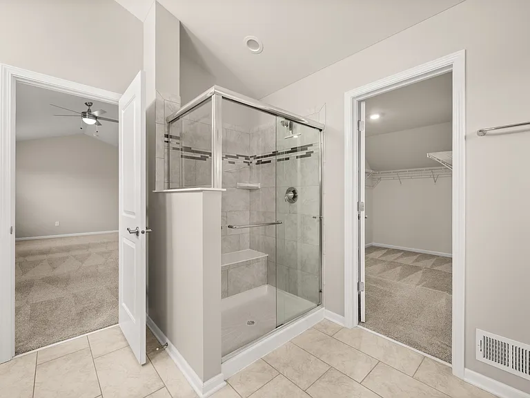 406 Mary Ann Cir — Photo 20