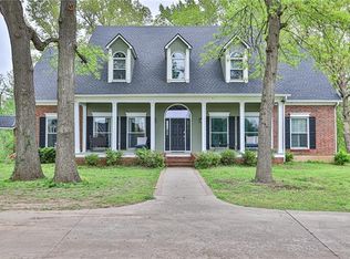 80 Tomahawk Ln, Lexington, MO 64067