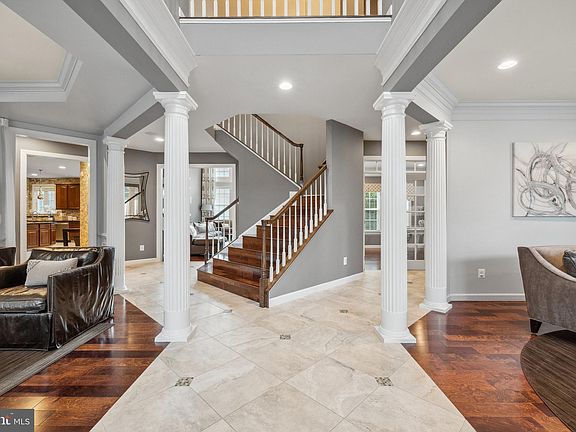 4th image of 3991 Woodberry Meadow Dr