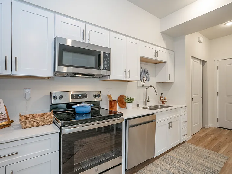 4546 S Junett St — Photo 32