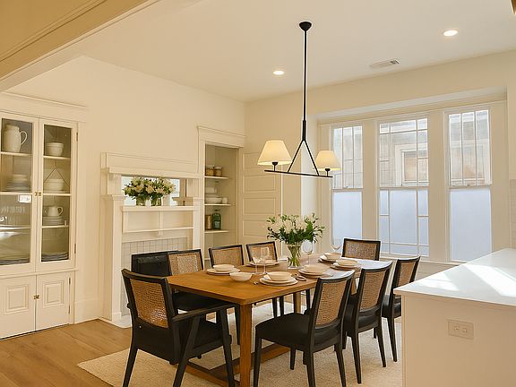 Virtually Staged: Dining Room