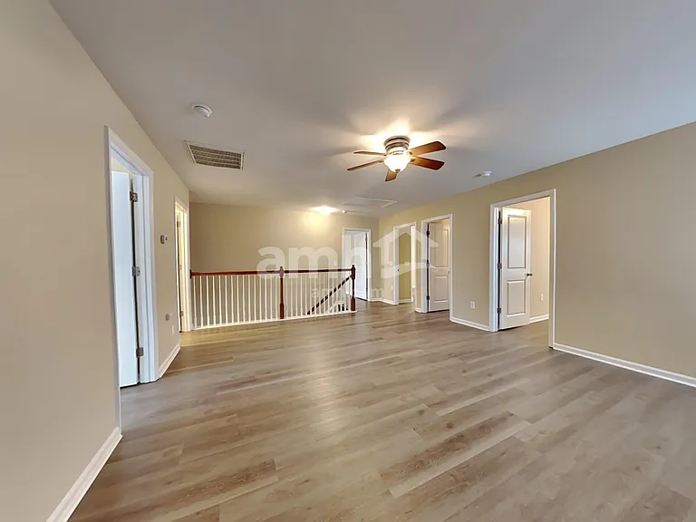 1056 Whitlow Blvd — Photo 9