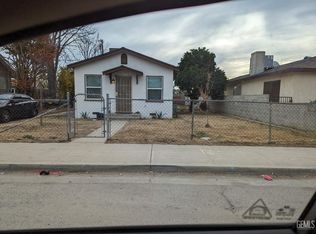 413 Decatur St, Bakersfield, CA 93308