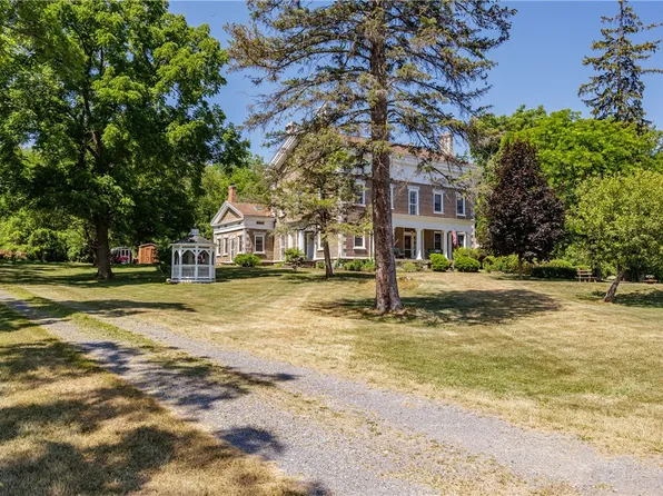 4306 Lakemont Himrod Rd, Dundee, NY 14837